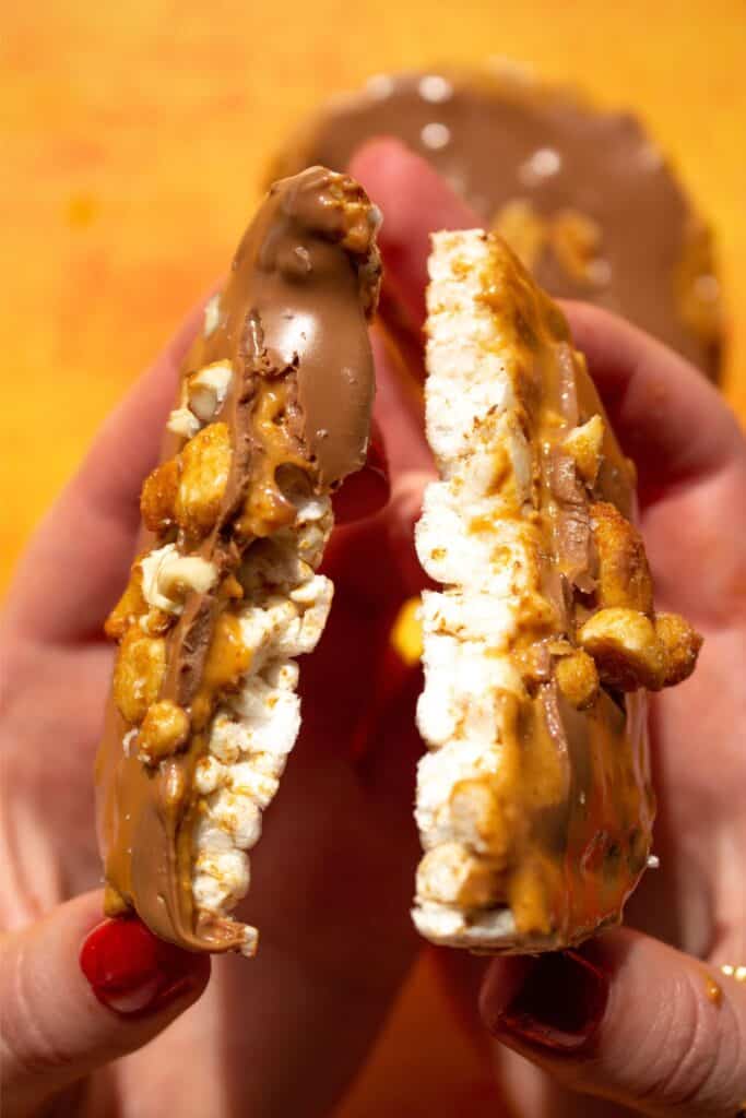 Chocolate Rice Cakes with Peanut Butter (Tiktok Recipe) – Beat The Budget