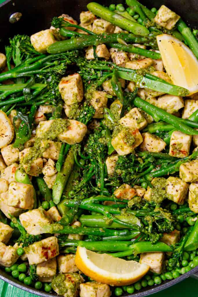 Quorn Chicken Pieces Recipe with Pesto and Vegetables (Meat Free ...