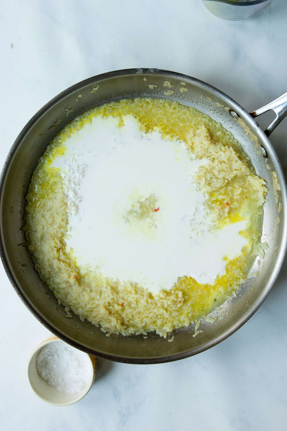 Creamy Rice with Garlic & Parmesan {Risotto Style} – Beat The Budget